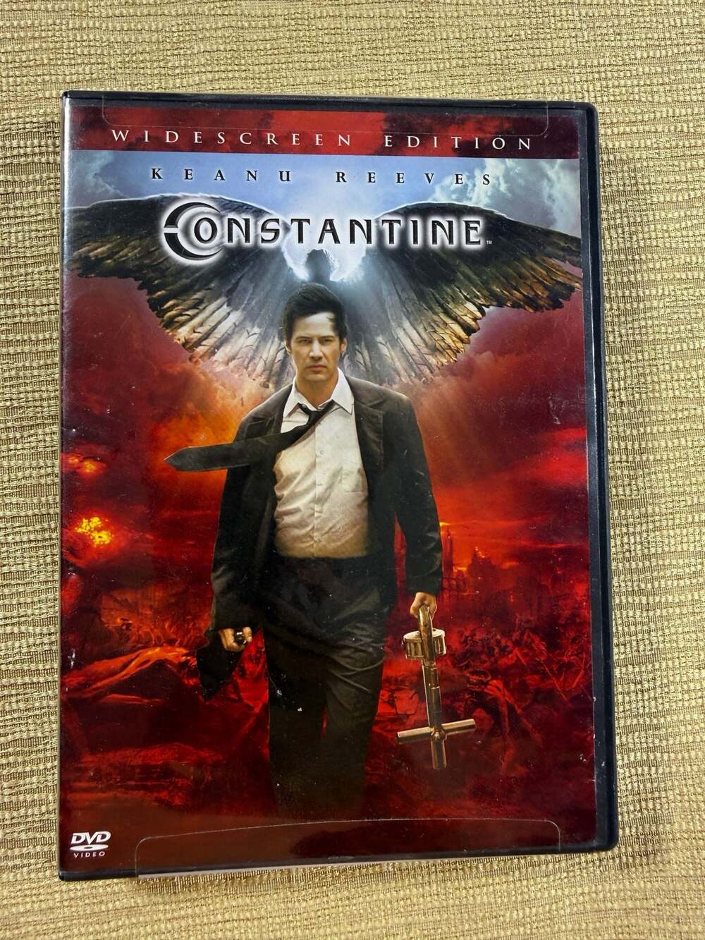 Constantine Widescreen Edition DVD